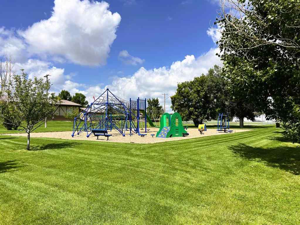 MLS® A2244296 - 409 Illingworth Avenue  in NONE Suffield, Residential