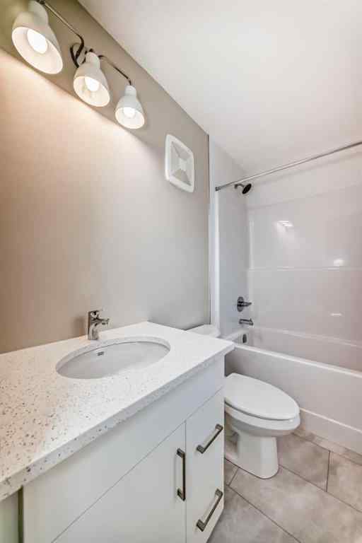 MLS® A2244297 - 432 Hotchkiss Drive SE in Hotchkiss Calgary, Residential