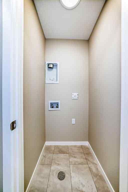 MLS® A2244297 - 432 Hotchkiss Drive SE in Hotchkiss Calgary, Residential