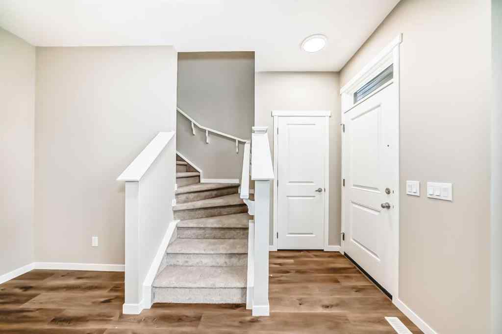 MLS® A2244297 - 432 Hotchkiss Drive SE in Hotchkiss Calgary, Residential