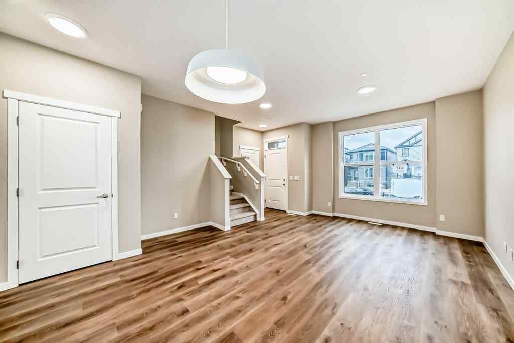MLS® A2244297 - 432 Hotchkiss Drive SE in Hotchkiss Calgary, Residential