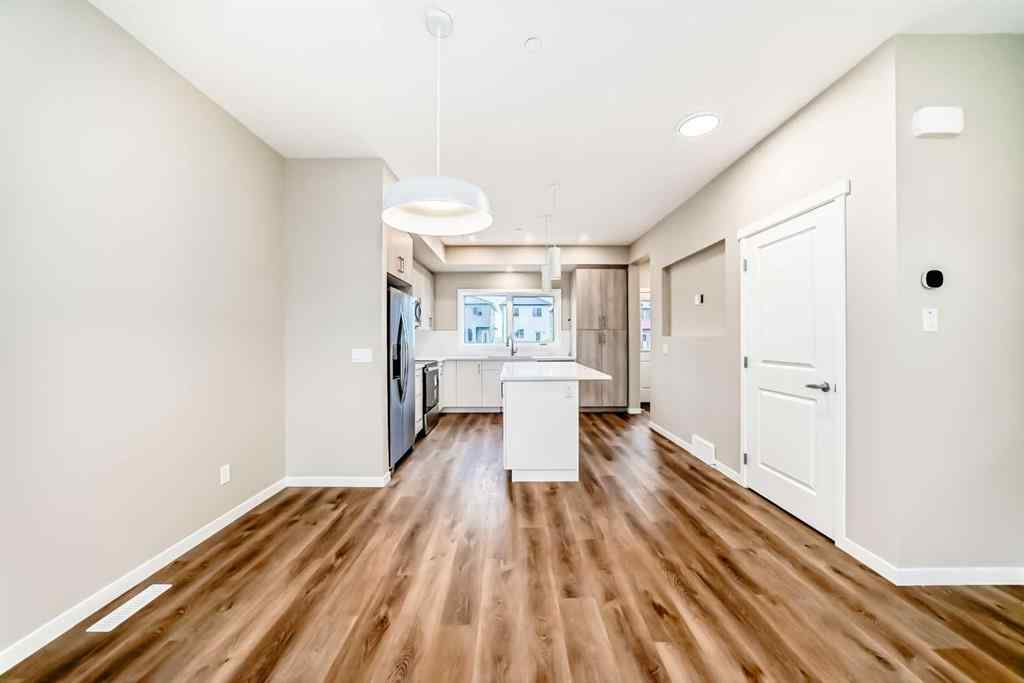 MLS® A2244297 - 432 Hotchkiss Drive SE in Hotchkiss Calgary, Residential