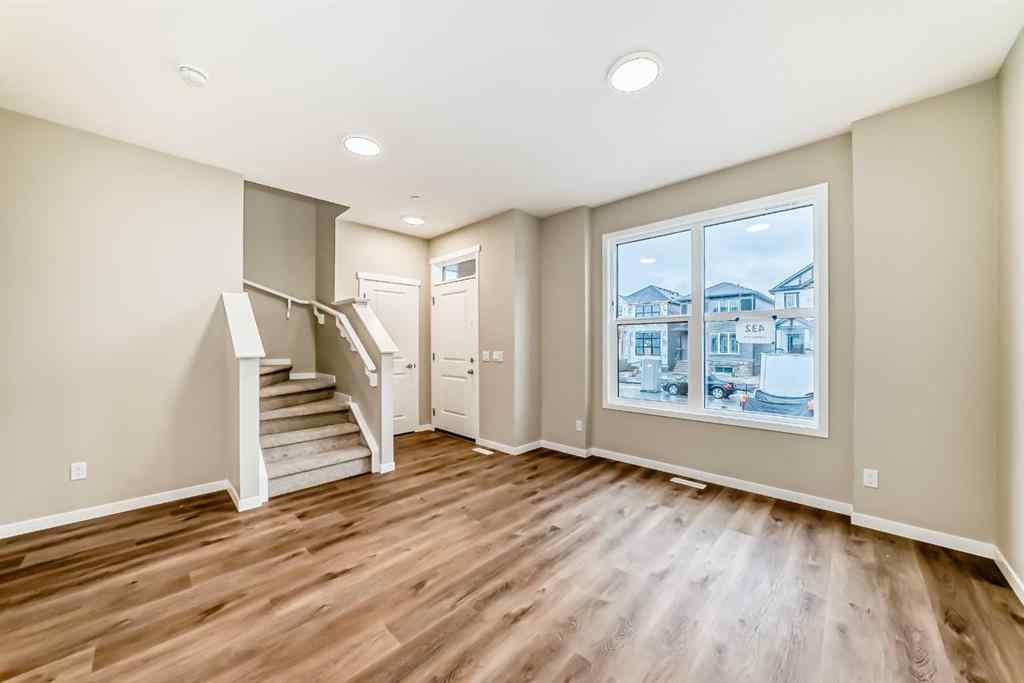 MLS® A2244297 - 432 Hotchkiss Drive SE in Hotchkiss Calgary, Residential