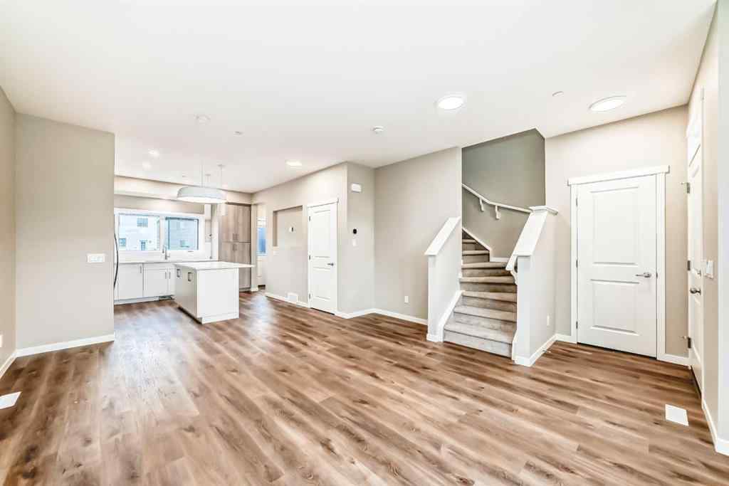 MLS® A2244297 - 432 Hotchkiss Drive SE in Hotchkiss Calgary, Residential