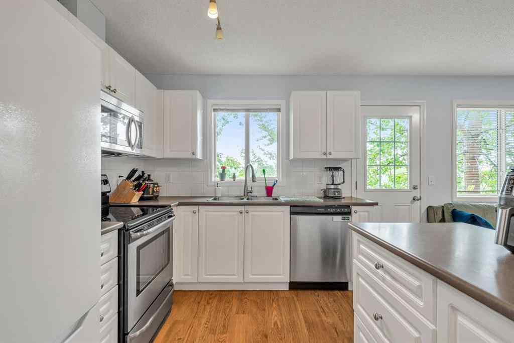 MLS® A2244314 - 245 Citadel Point NW in Citadel Calgary, Residential