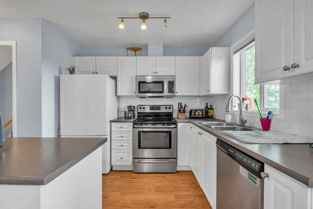 MLS® A2244314 - 245 Citadel Point NW in Citadel Calgary, Residential