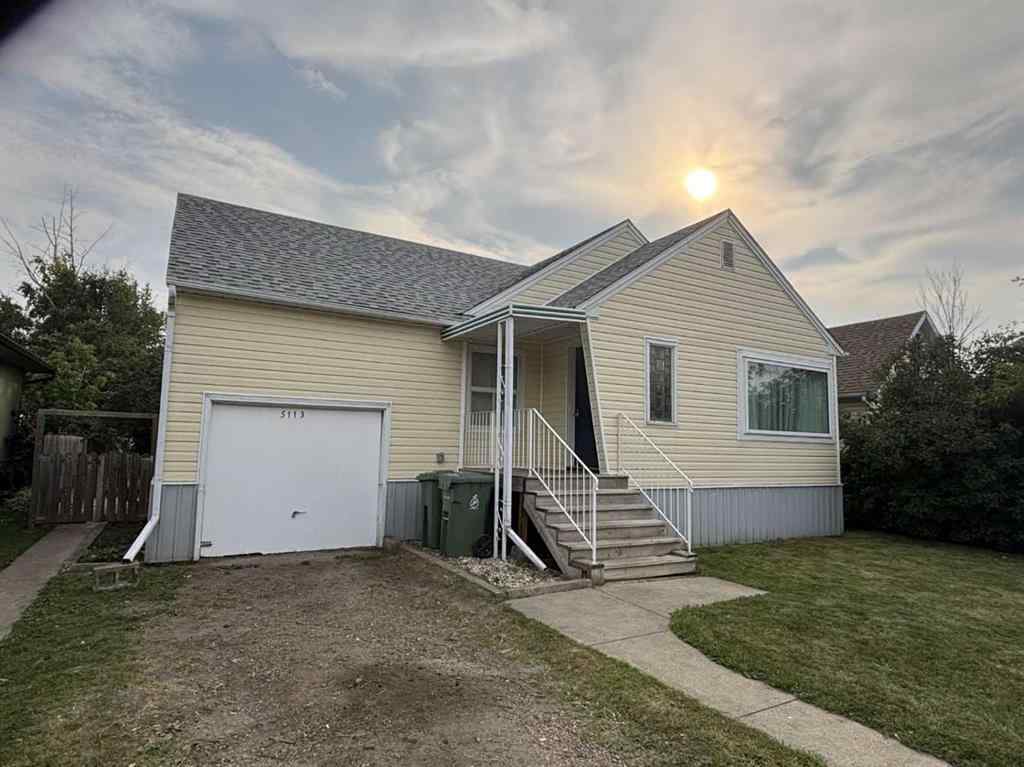 MLS® A2244322 - 5113 48 Avenue  in Central Ponoka Ponoka, Residential