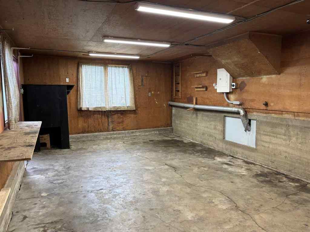 MLS® A2244322 - 5113 48 Avenue  in Central Ponoka Ponoka, Residential