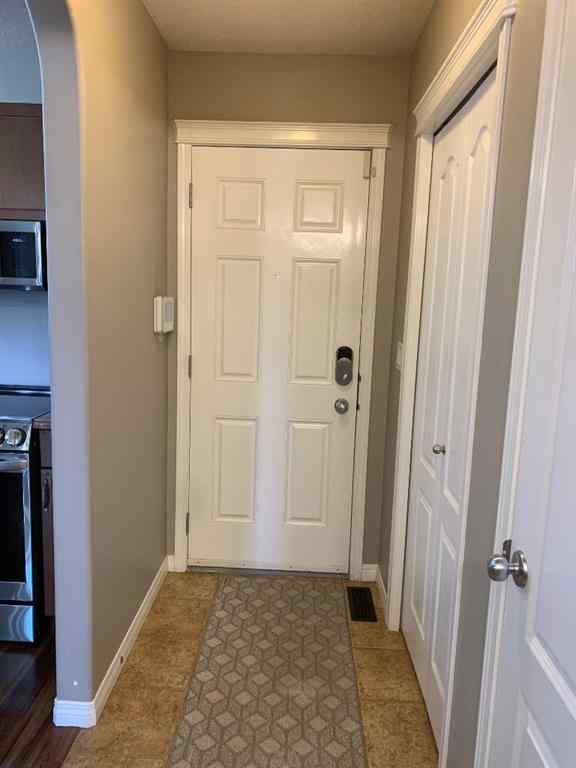 MLS® A2244324 - 9114 92 Avenue  in Cobblestone Grande Prairie, Residential