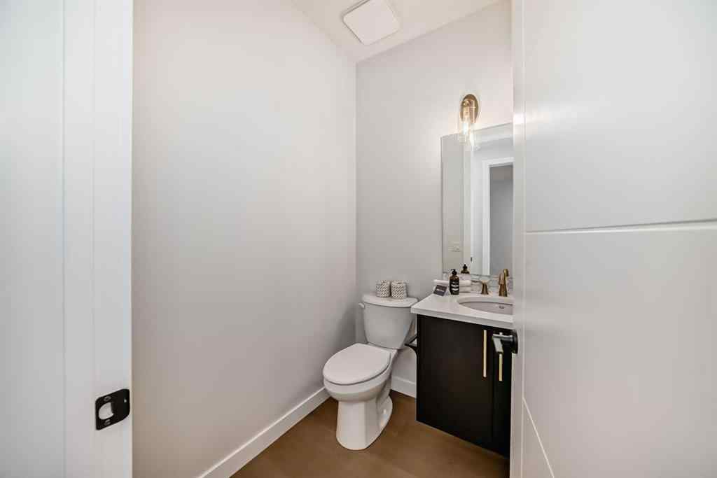 MLS® A2244330 - 406 Spring Creek Circle SW in Springbank Hill Calgary, Residential