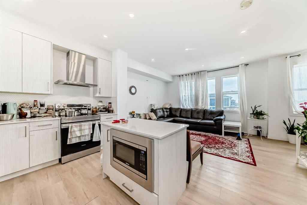 MLS® A2244339 - 33 Merganser   in Chelsea_CH Chestermere, Residential