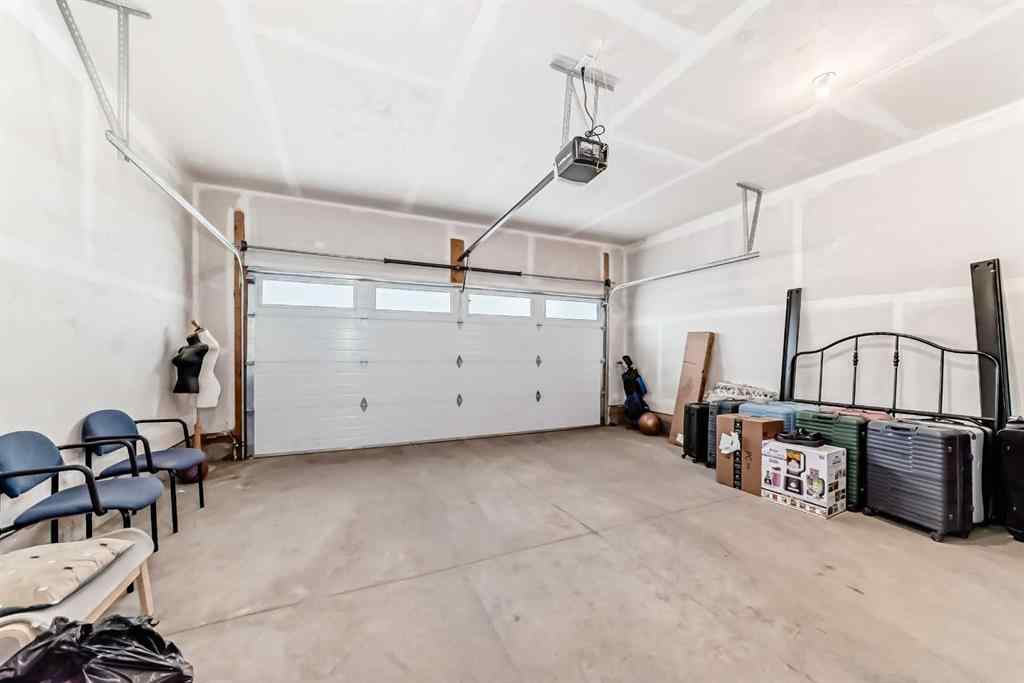 MLS® A2244339 - 33 Merganser   in Chelsea_CH Chestermere, Residential
