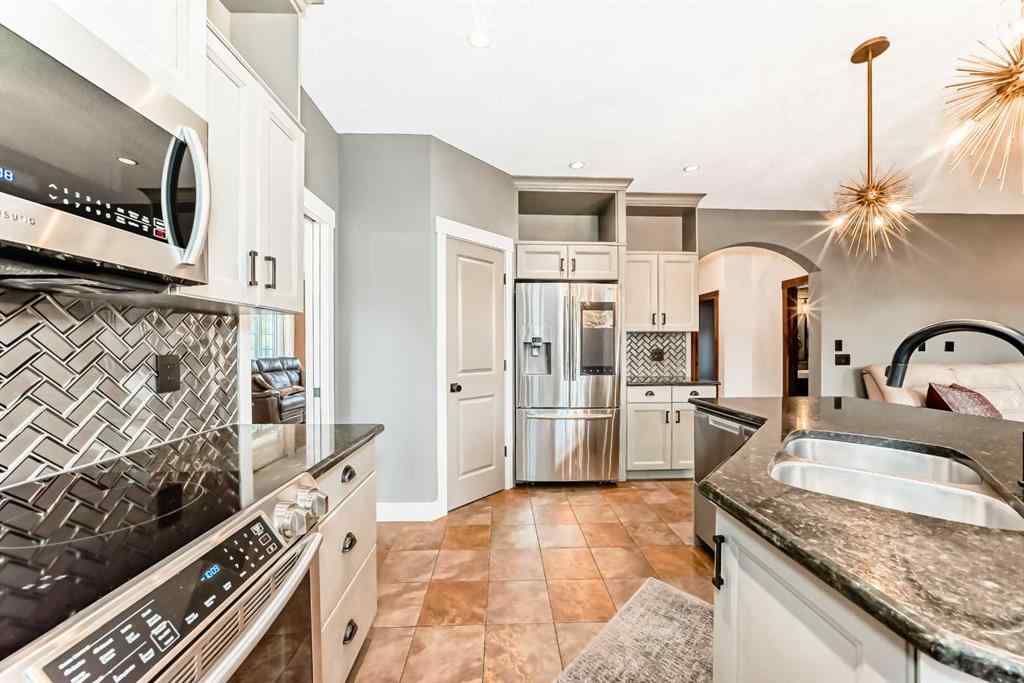MLS® A2244344 - 2 Tuscany Estates Crescent NW in Tuscany Calgary, Residential
