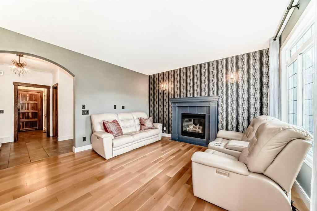 MLS® A2244344 - 2 Tuscany Estates Crescent NW in Tuscany Calgary, Residential