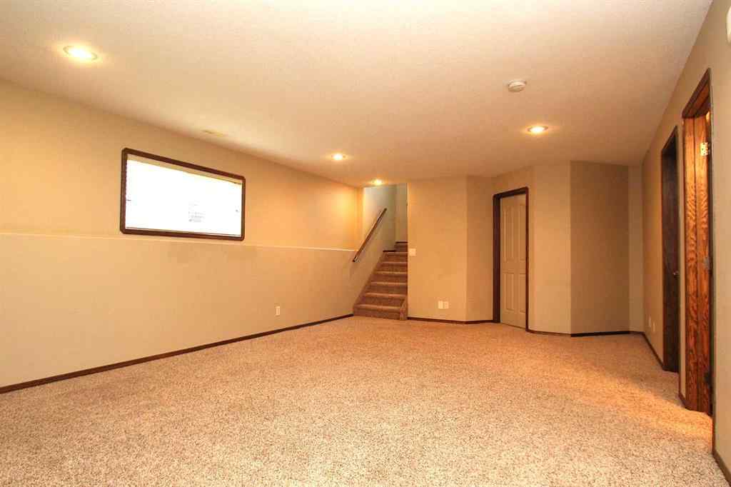 MLS® A2244349 - 83 Vickers Close  in Vanier Woods Red Deer, Residential