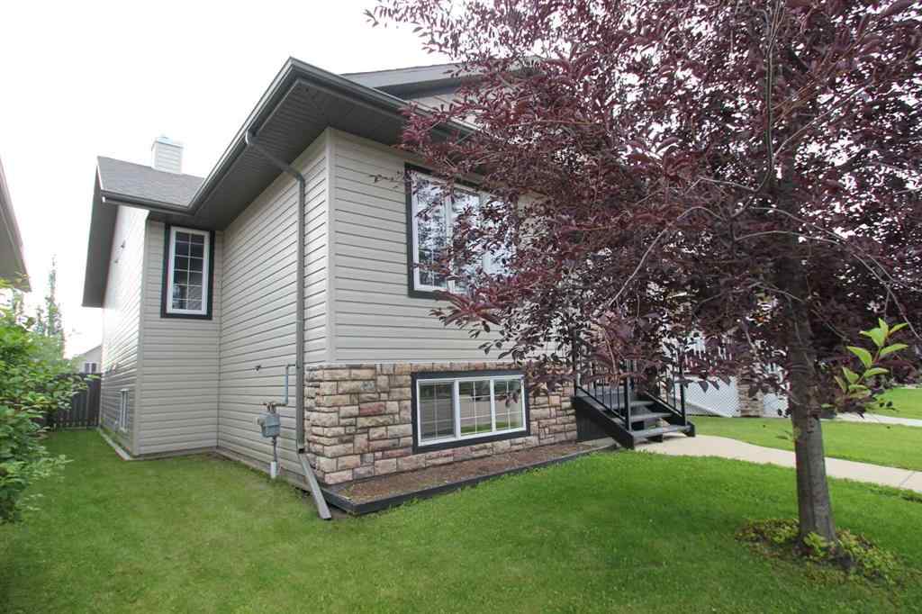 MLS® A2244349 - 83 Vickers Close  in Vanier Woods Red Deer, Residential