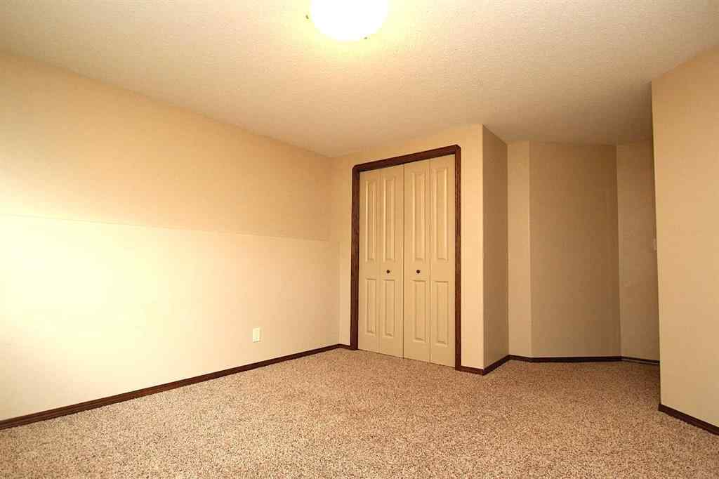 MLS® A2244349 - 83 Vickers Close  in Vanier Woods Red Deer, Residential