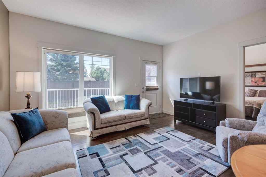 MLS® A2244356 - 164 Cambridge Glen Drive  in Cambridge Glen Strathmore, Residential
