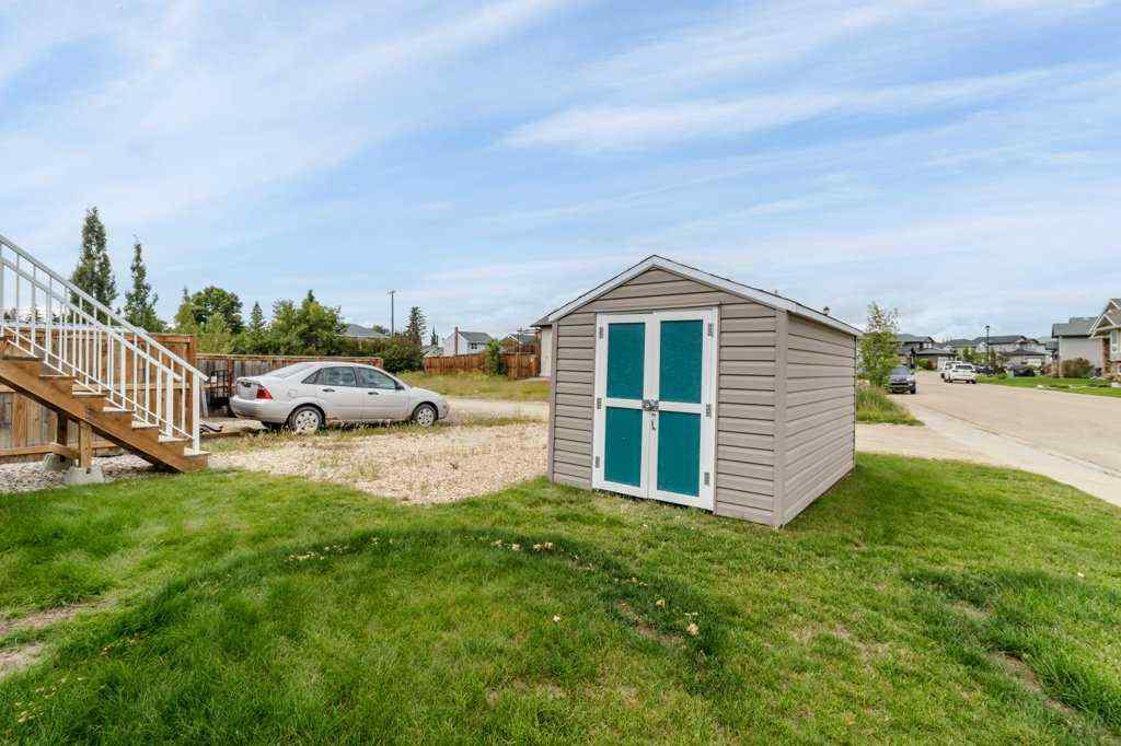 MLS® A2244359 - 526 Oak Street Street  in NONE Springbrook, Residential