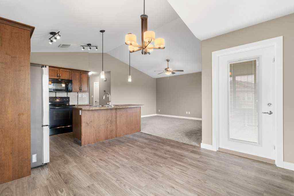 MLS® A2244359 - 526 Oak Street Street  in NONE Springbrook, Residential