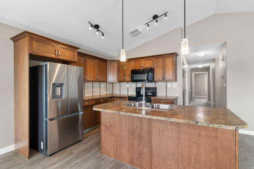 MLS® A2244359 - 526 Oak Street Street  in NONE Springbrook, Residential