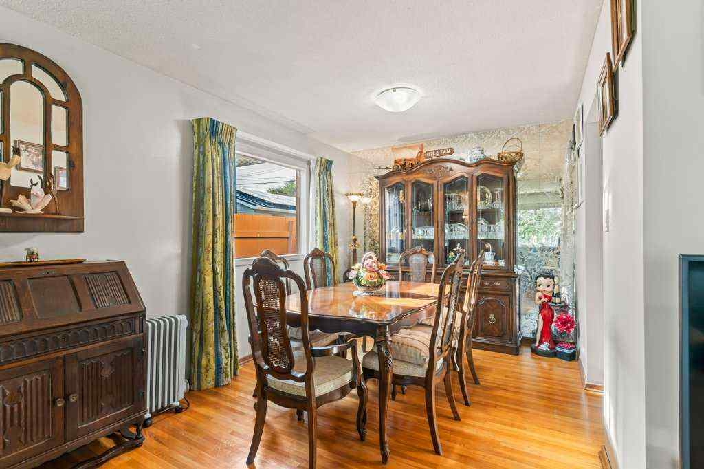 MLS® A2244360 - 6920 Hunterbow Crescent NW in Huntington Hills Calgary, Residential