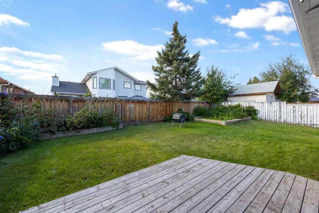MLS® A2244364 - 272 Ball Place  in Timberlea Fort McMurray, Residential