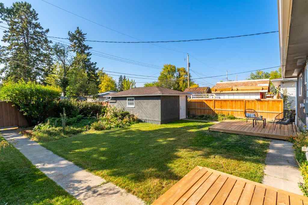 MLS® A2244371 - 15 Hoover Place SW in Haysboro Calgary, Residential