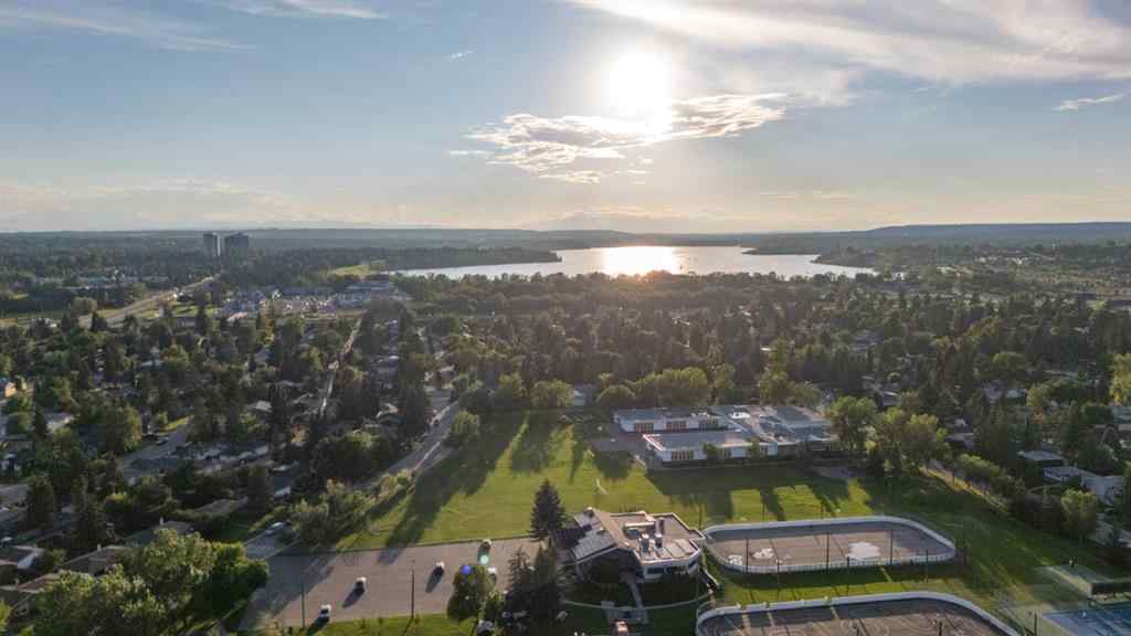 MLS® A2244371 - 15 Hoover Place SW in Haysboro Calgary, Residential
