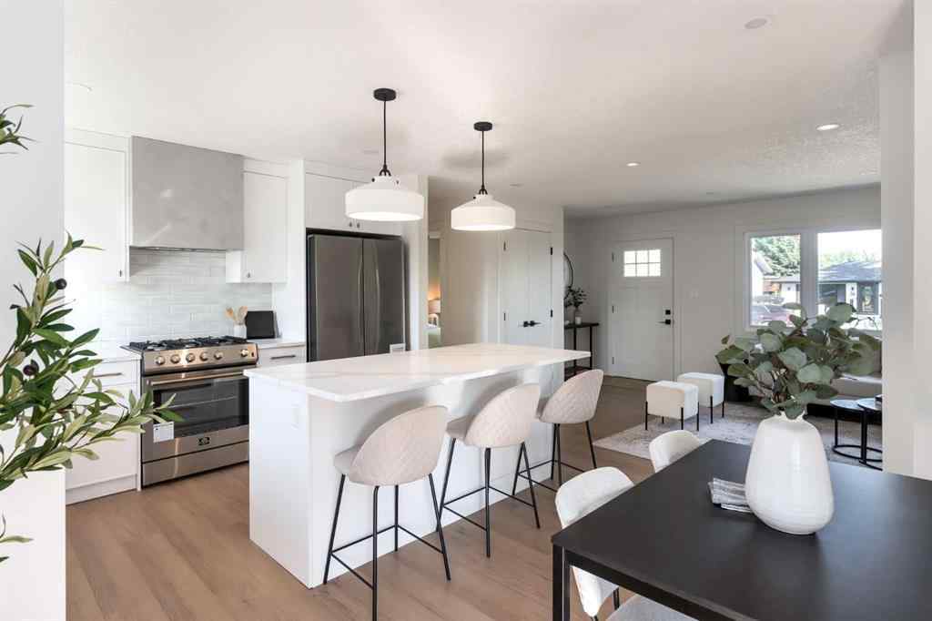 MLS® A2244371 - 15 Hoover Place SW in Haysboro Calgary, Residential