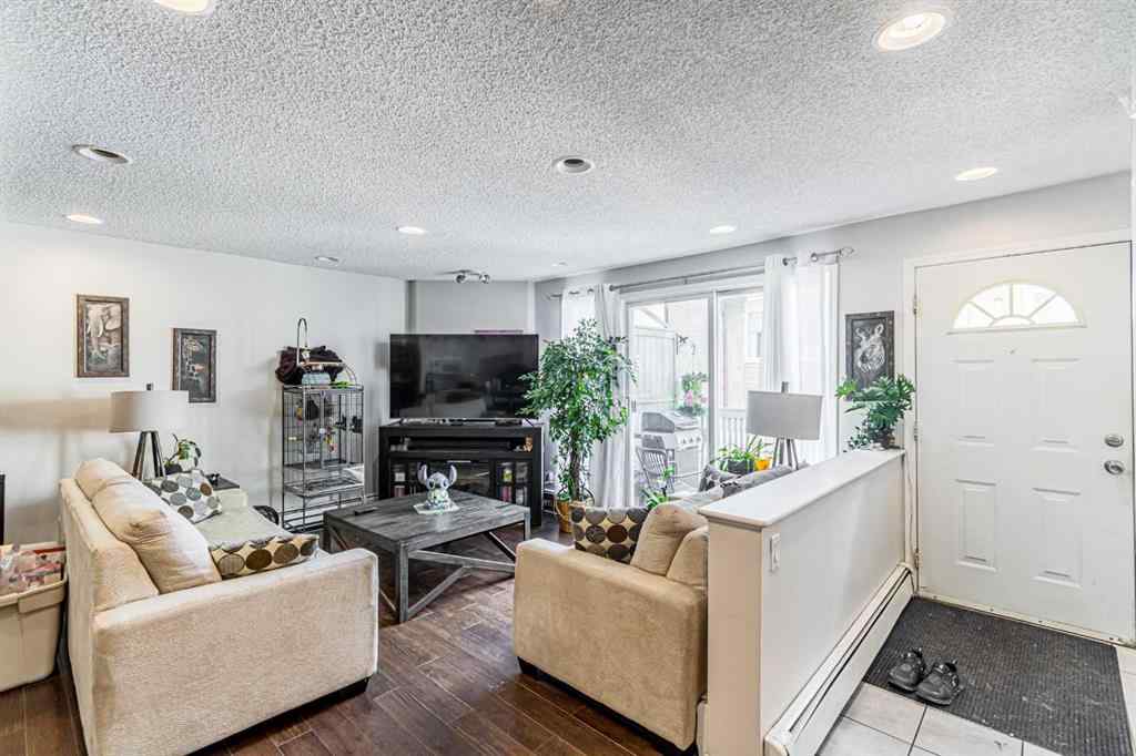 MLS® A2244388 - Unit #1-6 8 Huntley Close NE in Huntington Hills Calgary, Commercial