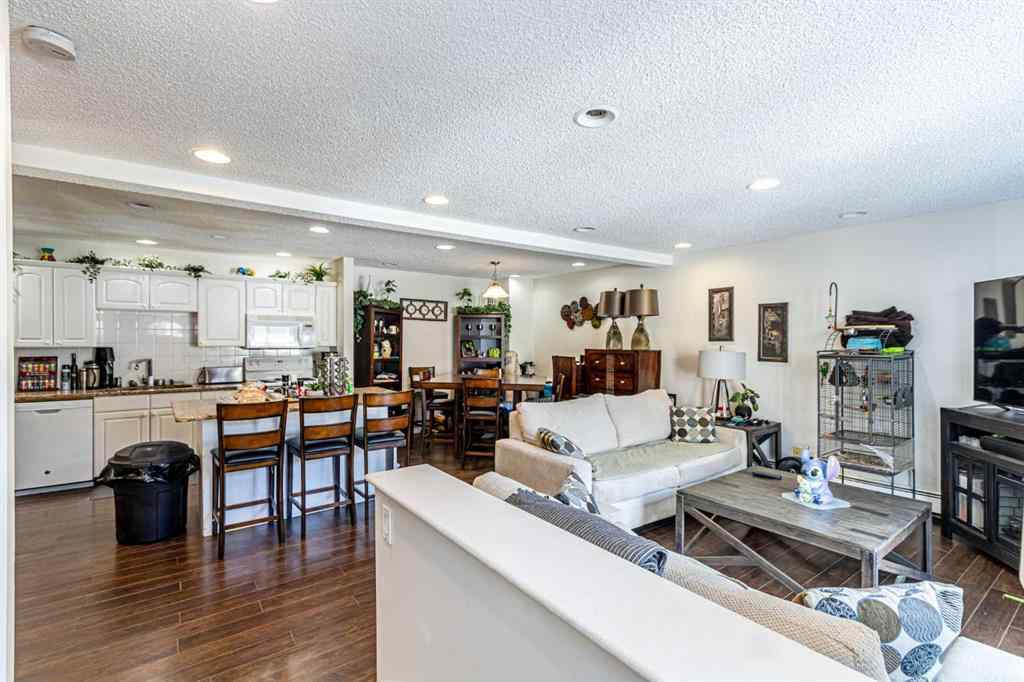 MLS® A2244388 - Unit #1-6 8 Huntley Close NE in Huntington Hills Calgary, Commercial