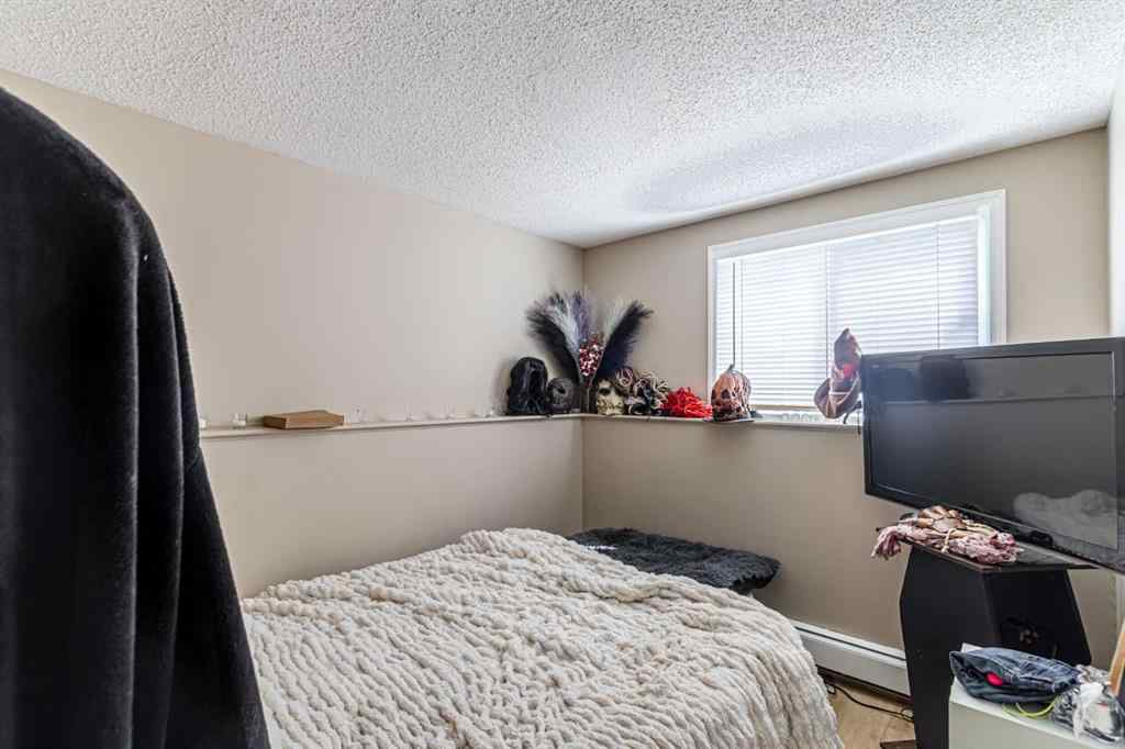 MLS® A2244388 - Unit #1-6 8 Huntley Close NE in Huntington Hills Calgary, Commercial