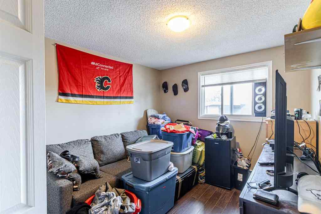 MLS® A2244388 - Unit #1-6 8 Huntley Close NE in Huntington Hills Calgary, Commercial