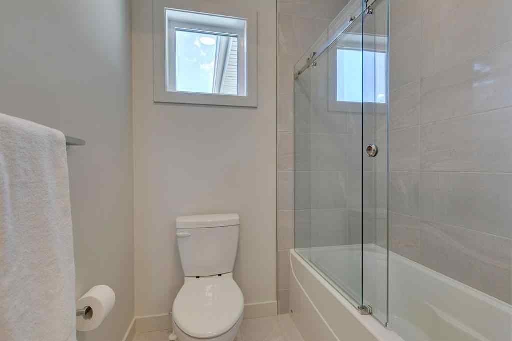 MLS® A2244390 - 69 Shawnee Green SW in Shawnee Slopes Calgary, Residential