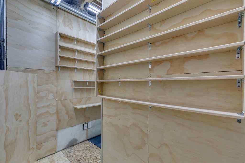 MLS® A2244390 - 69 Shawnee Green SW in Shawnee Slopes Calgary, Residential
