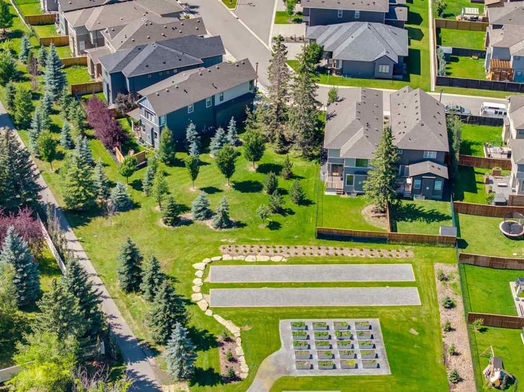 MLS® A2244390 - 69 Shawnee Green SW in Shawnee Slopes Calgary, Residential