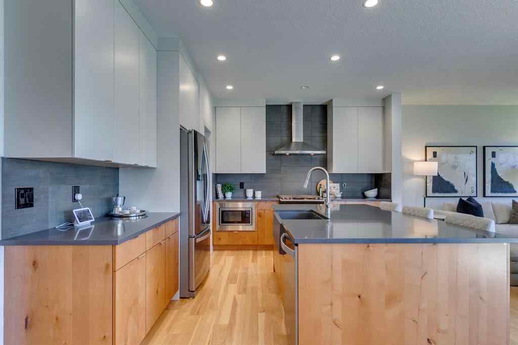 MLS® A2244390 - 69 Shawnee Green SW in Shawnee Slopes Calgary, Residential