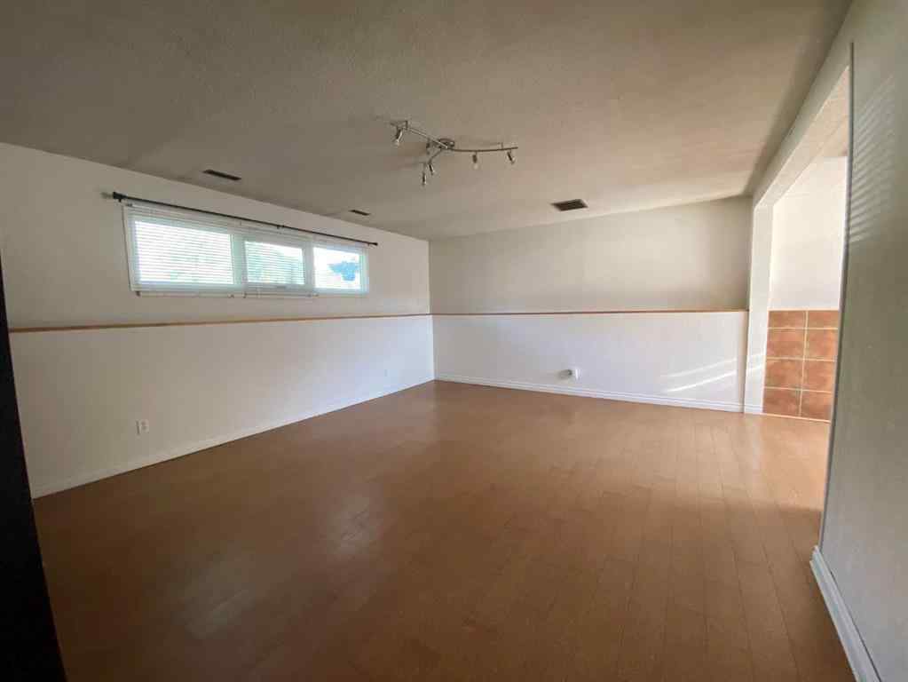 MLS® A2244391 - 22613 8 Avenue  in NONE Hillcrest, Residential