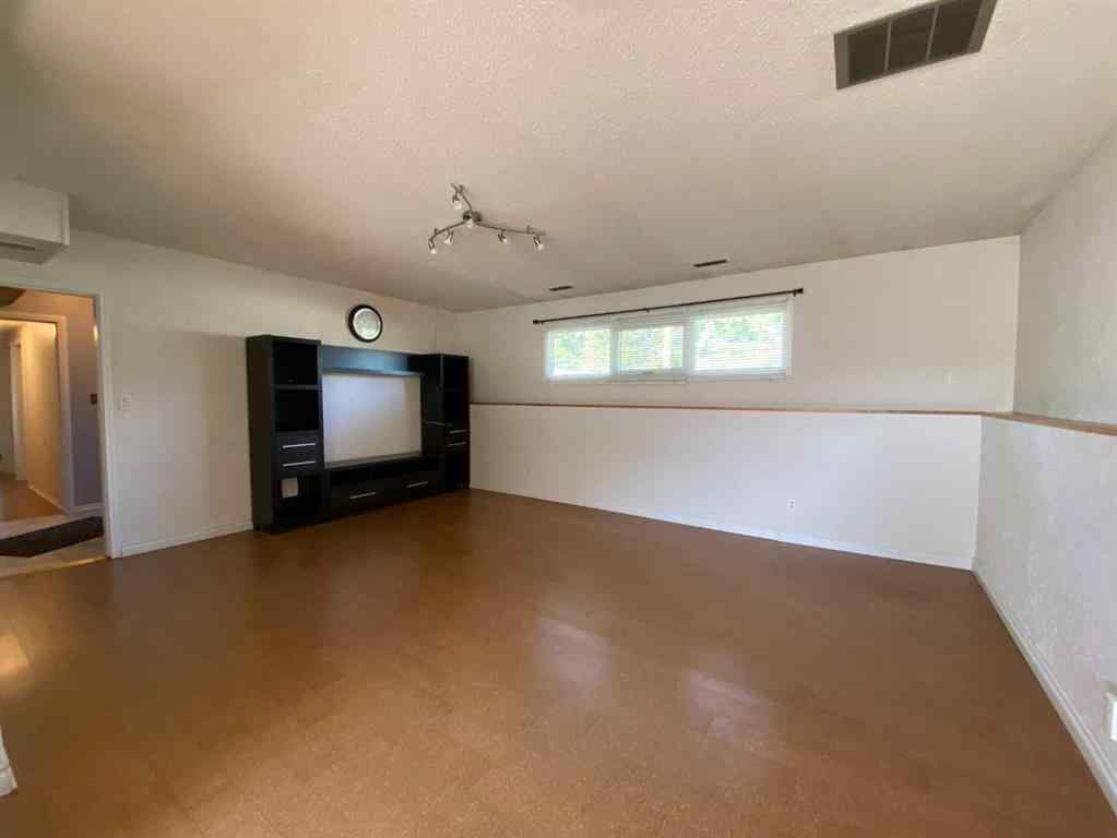 MLS® A2244391 - 22613 8 Avenue  in NONE Hillcrest, Residential
