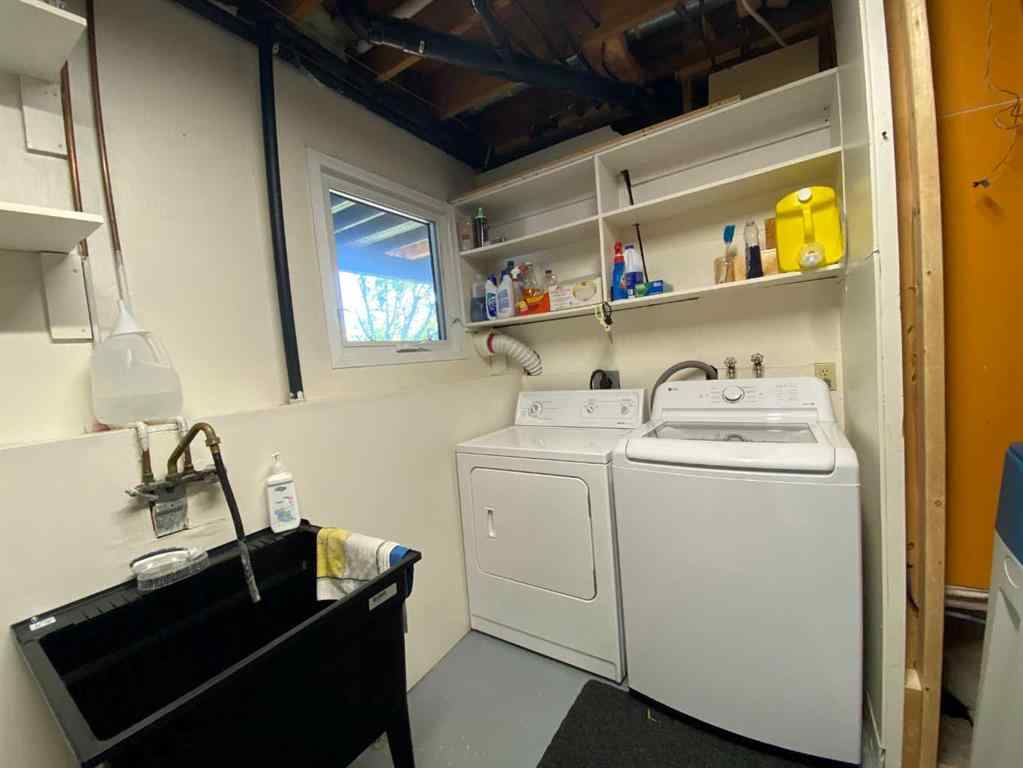 MLS® A2244391 - 22613 8 Avenue  in NONE Hillcrest, Residential