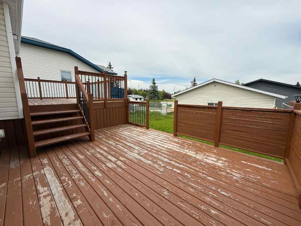 MLS® A2244398 - 6224 Cypress Close  in NONE Olds, Residential