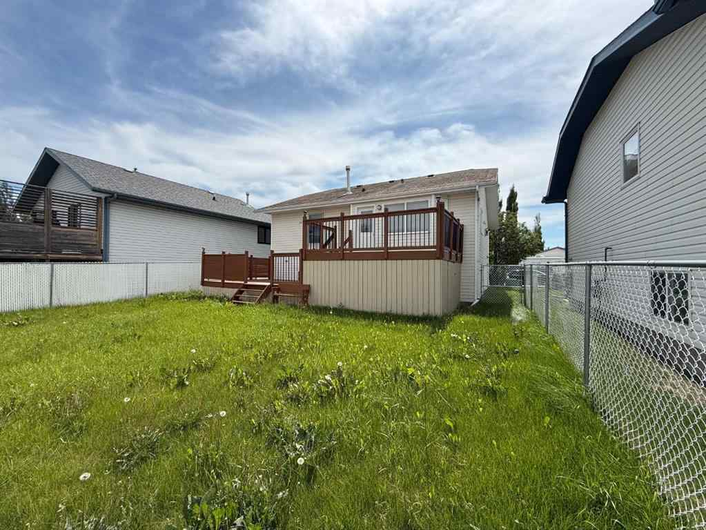 MLS® A2244398 - 6224 Cypress Close  in NONE Olds, Residential