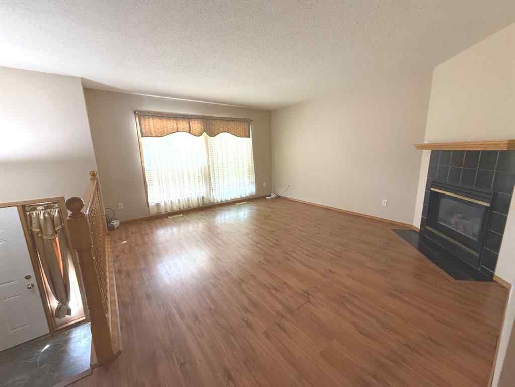 MLS® A2244398 - 6224 Cypress Close  in NONE Olds, Residential