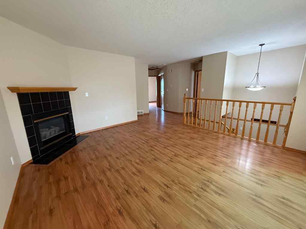 MLS® A2244398 - 6224 Cypress Close  in NONE Olds, Residential