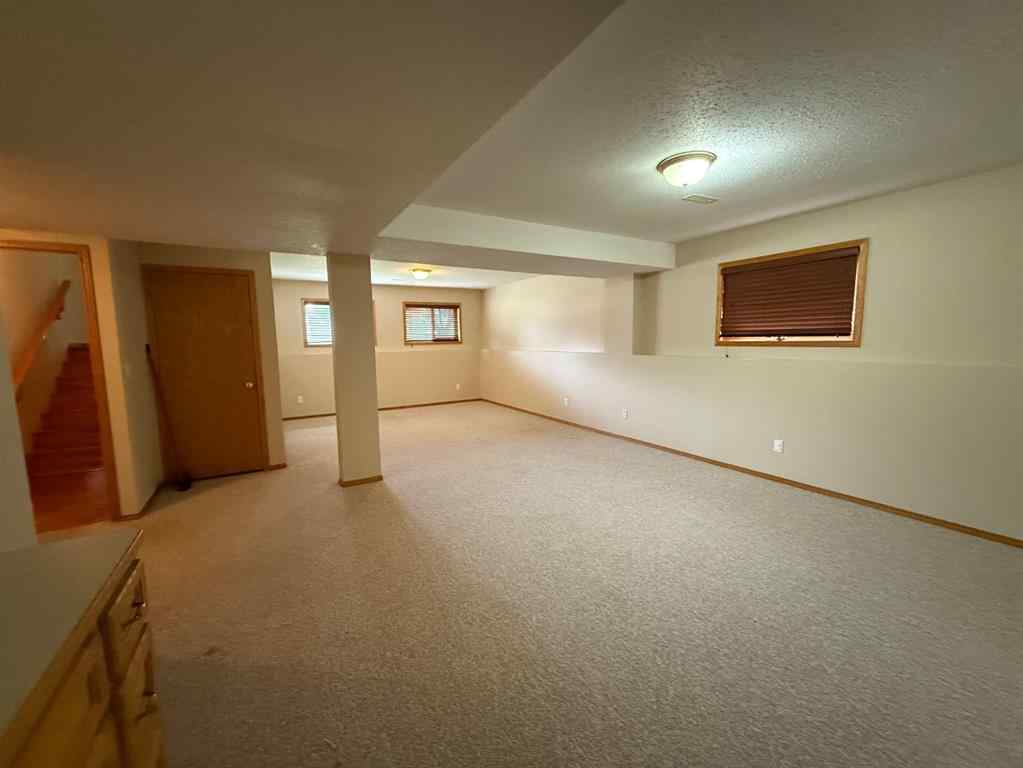 MLS® A2244398 - 6224 Cypress Close  in NONE Olds, Residential