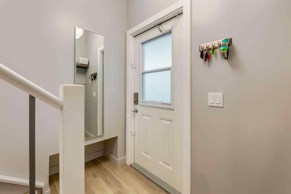 MLS® A2244399 - 31 Silverstone Bay NW in Silver Springs Calgary, Residential