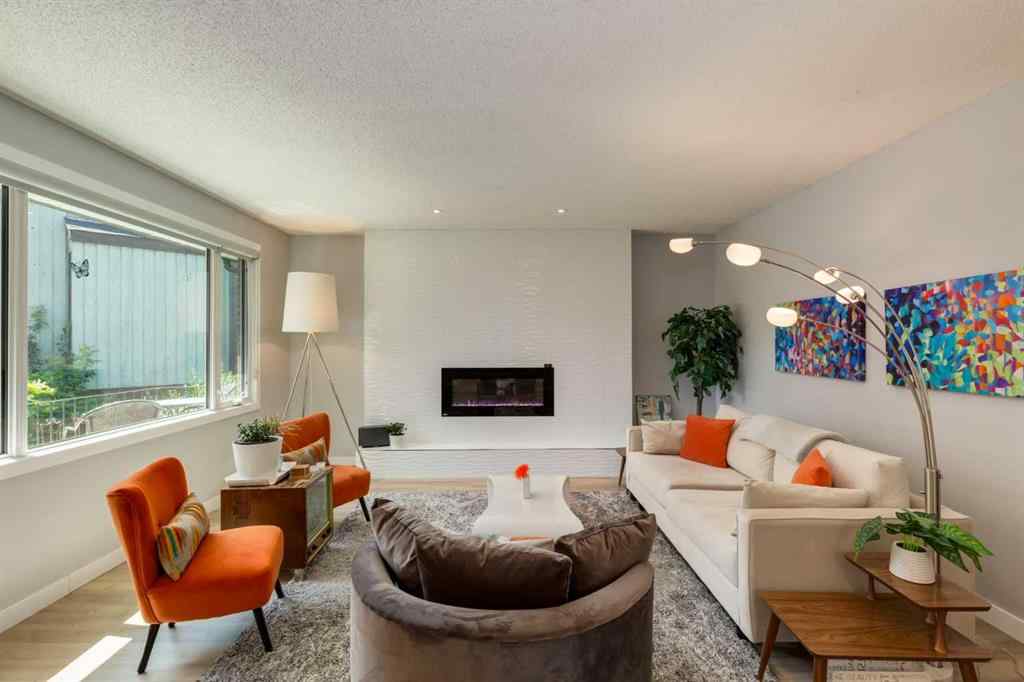 MLS® A2244399 - 31 Silverstone Bay NW in Silver Springs Calgary, Residential