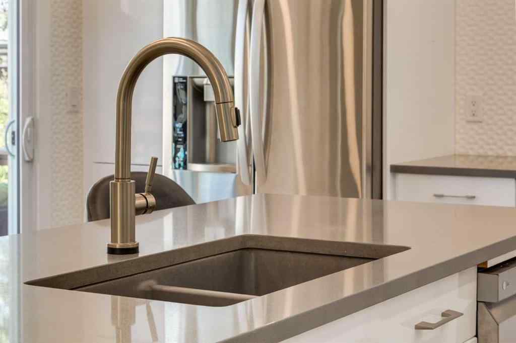 MLS® A2244399 - 31 Silverstone Bay NW in Silver Springs Calgary, Residential