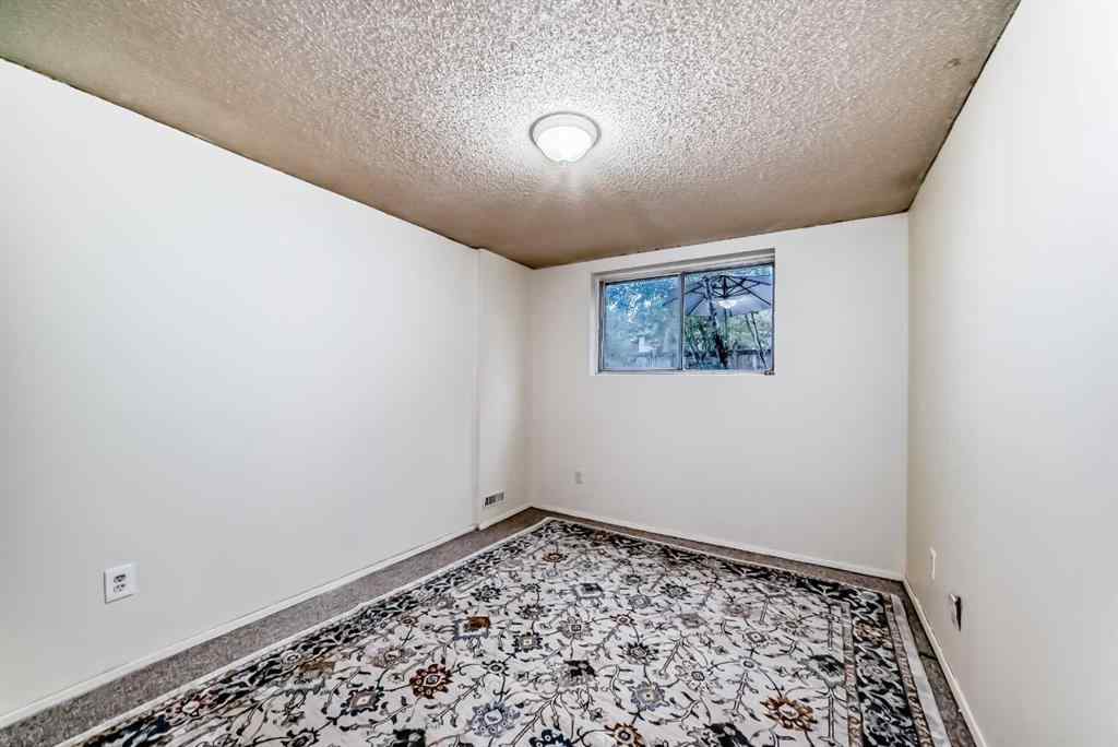 MLS® A2244407 - 221 Theodore Place NW in Thorncliffe Calgary, Residential